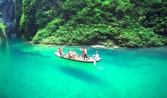 恩施土司城、女儿城、梭布垭2日游