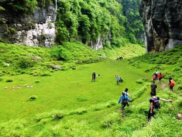 恩施女儿城、土司城、大峡谷、清江画廊三日游