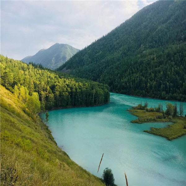 【精品线路】天池、火洲吐鲁番、胡杨林、喀纳斯、白沙湖、五彩滩双飞8日游